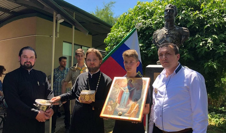 В Россию возвращается почитаемый образ Покрова Богородицы